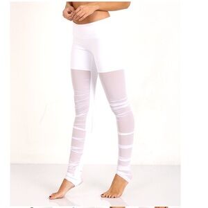 🤍ALO YOGA MESH GODDESS LEGGINGS | WHITE | SIZE MEDIUM